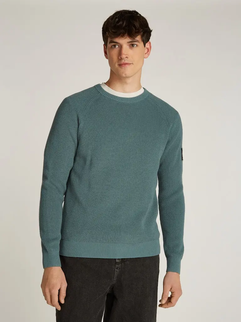 BADGE EASY SWEATER