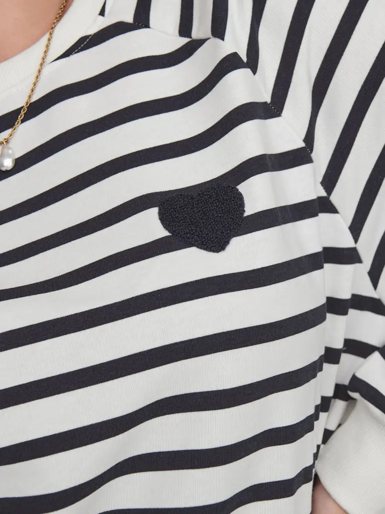 CARJUDY L/S STRIPE HEART O-NECK SWT JRS