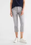 Casual Fit Jeans mit Stretch