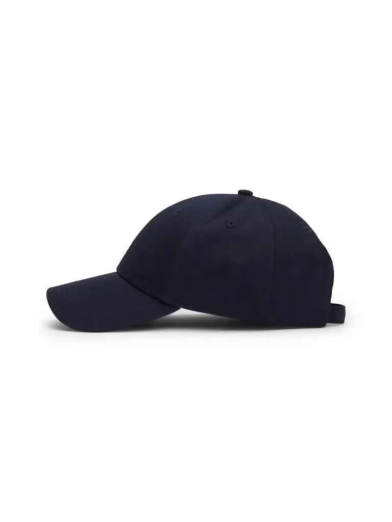 ESSENTIAL FLAG CAP