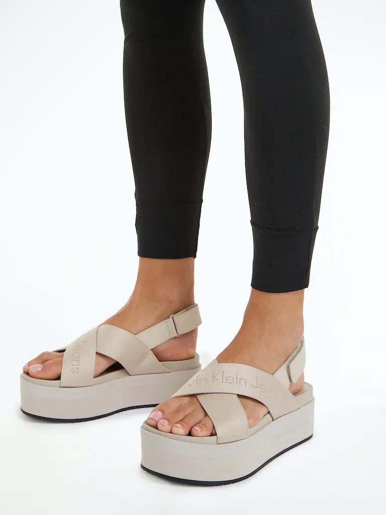 FLATFORM SANDAL SLING IN MR