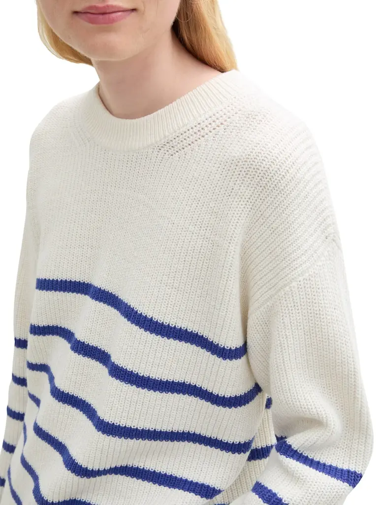 Gestreifter Strickpullover