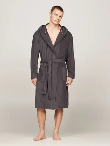 HOOD ROBE