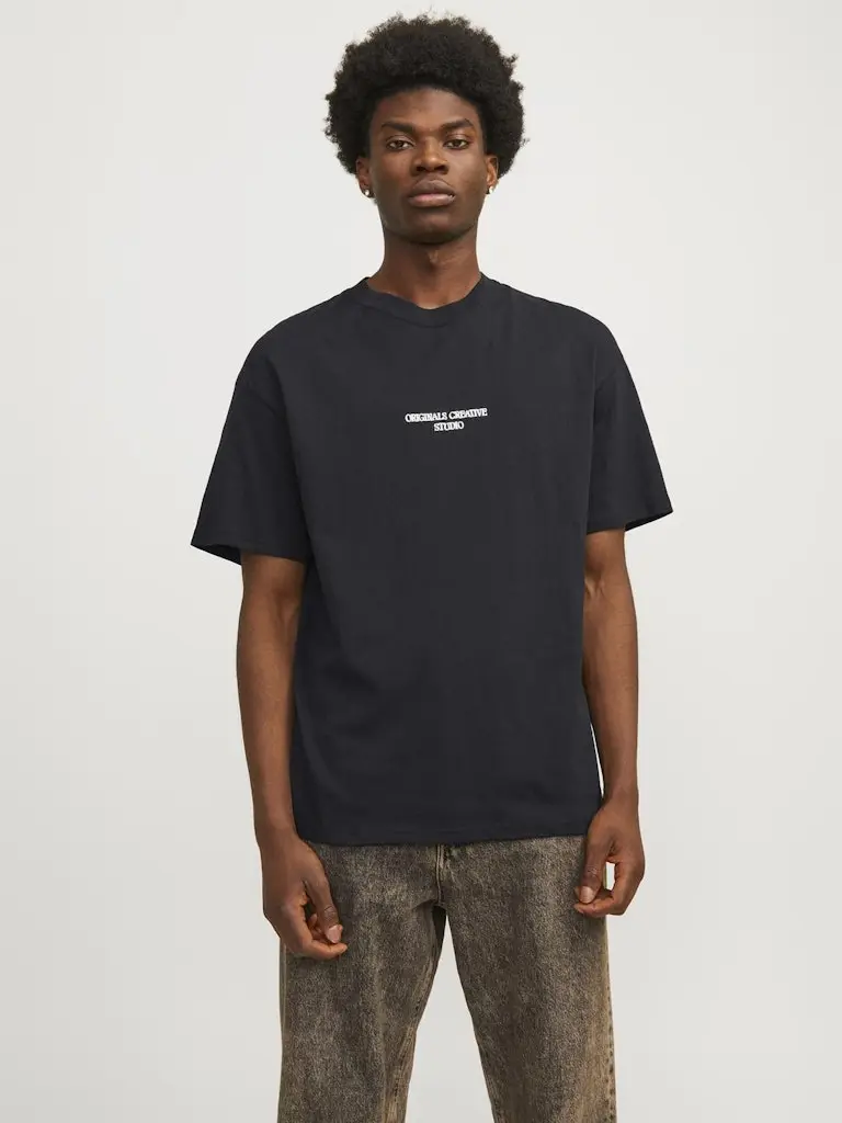 JORNOTO GRAPHIC BACK TEE SS CREW NECK LN