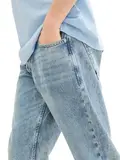 Loose Straight Fit Jeans