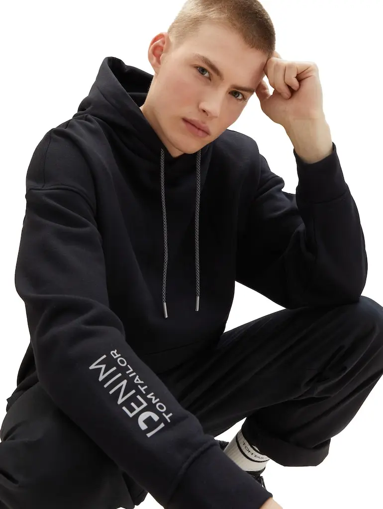 Oversized Hoodie mit recyceltem Polyester