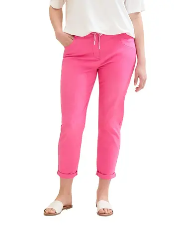 Plus Size - Cropped Slim Hose