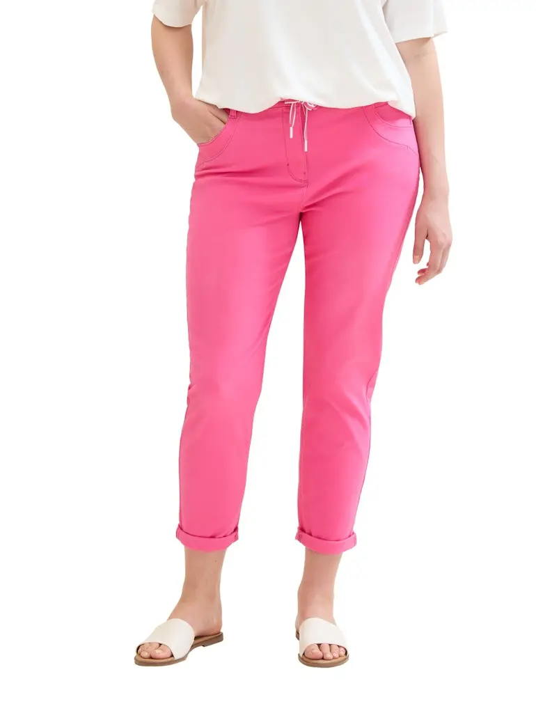 Plus Size - Cropped Slim Hose