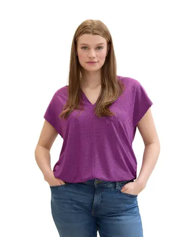 Plus Size - T-Shirt mit Lochmuster