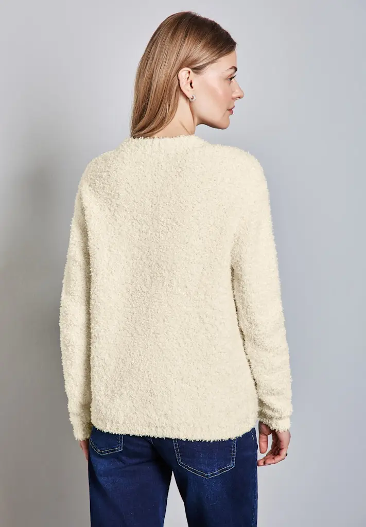 Pullover mit Effektgarn