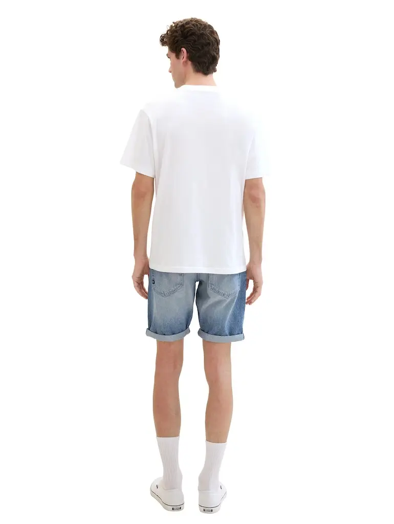 Regular Shorts mit recycelter Baumwolle