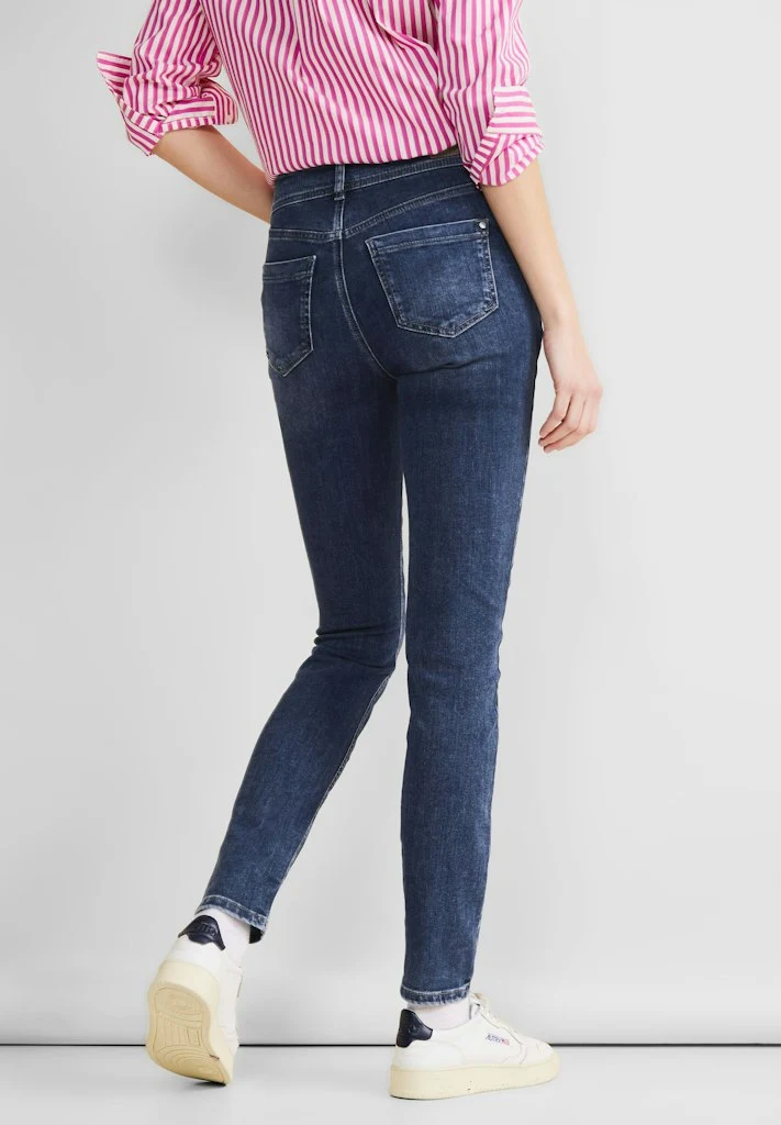 Slim Fit indigo Jeans