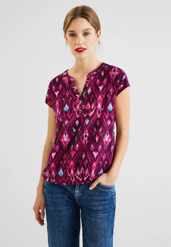 T-Shirt mit Ikat Print