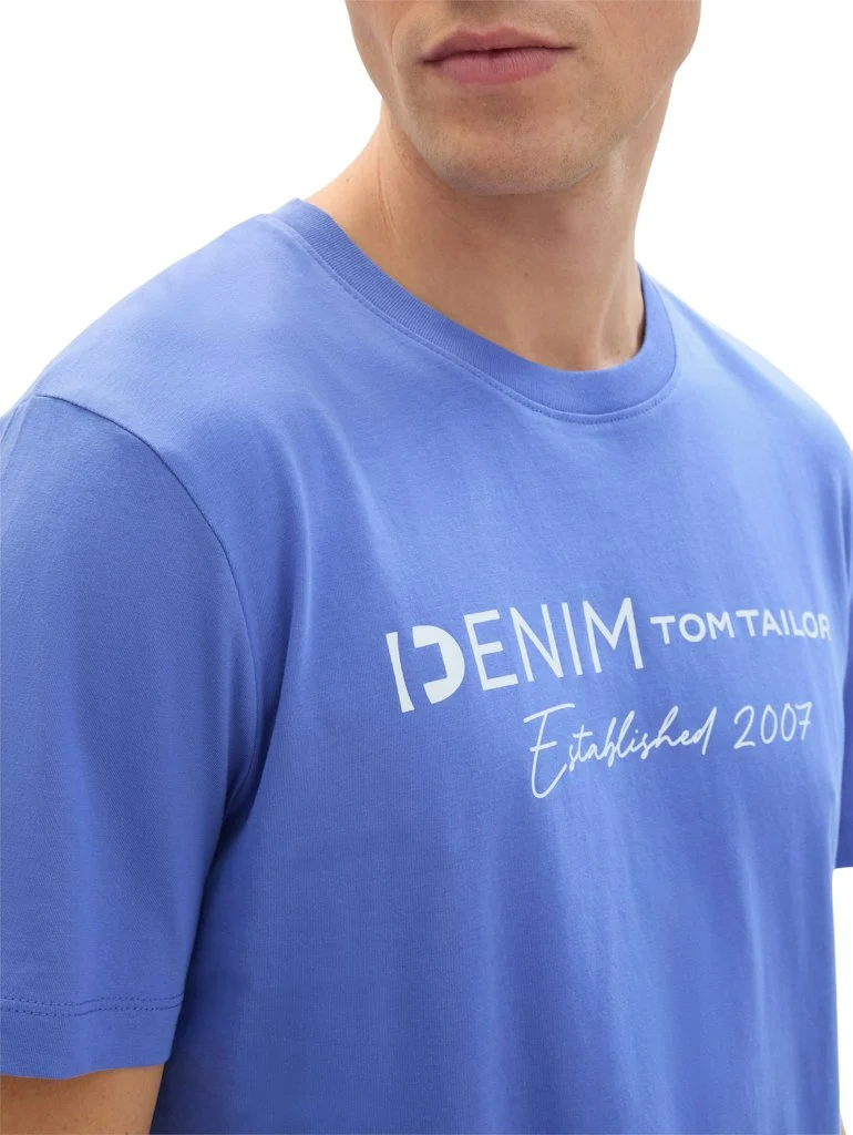 T-Shirt mit Logo Print