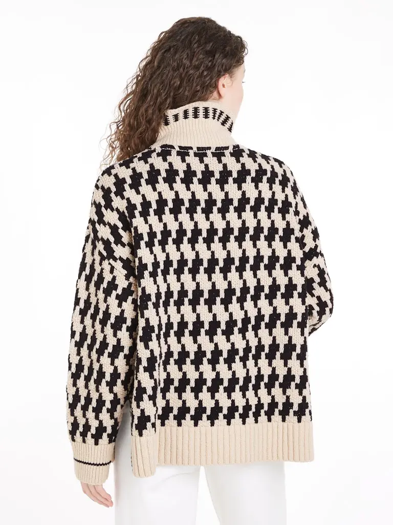 TEXTURED MOCK-NK LS SWEATER