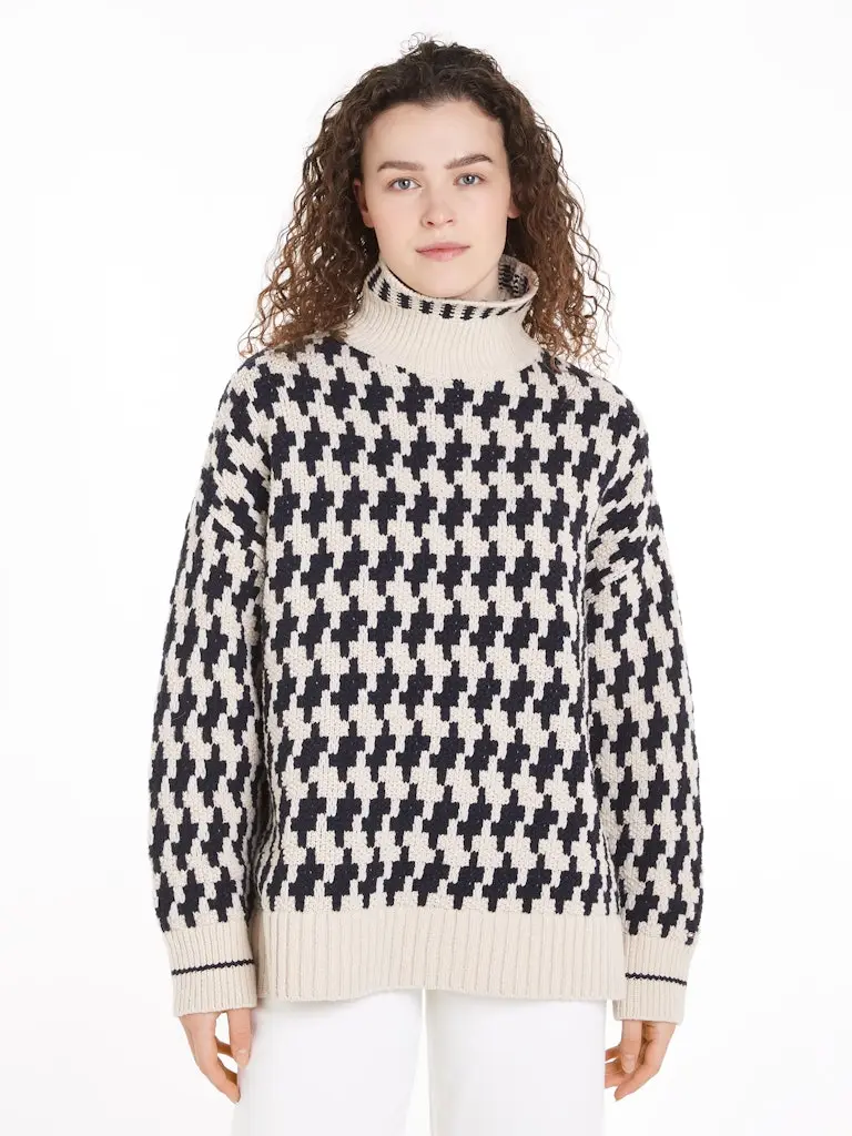 TEXTURED MOCK-NK LS SWEATER