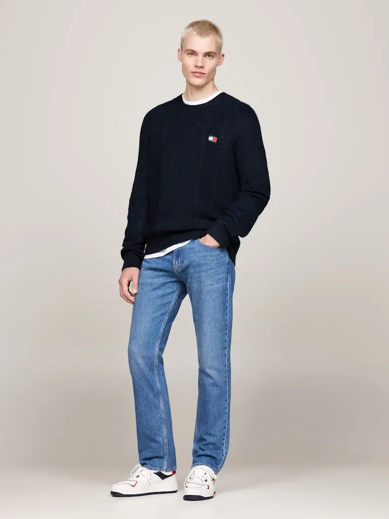 TJM SLIM CABLE KNIT CNECK