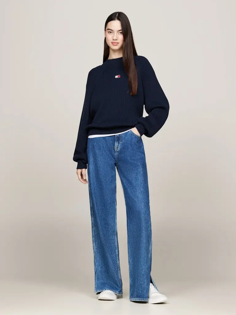 TJW BADGE MOCKNECK SWEATER