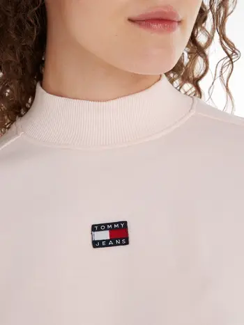 TJW BXY CRP XS BADGE MOCKNECK