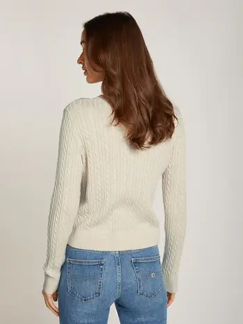 TJW CABLE ESSENTIAL SWEATER