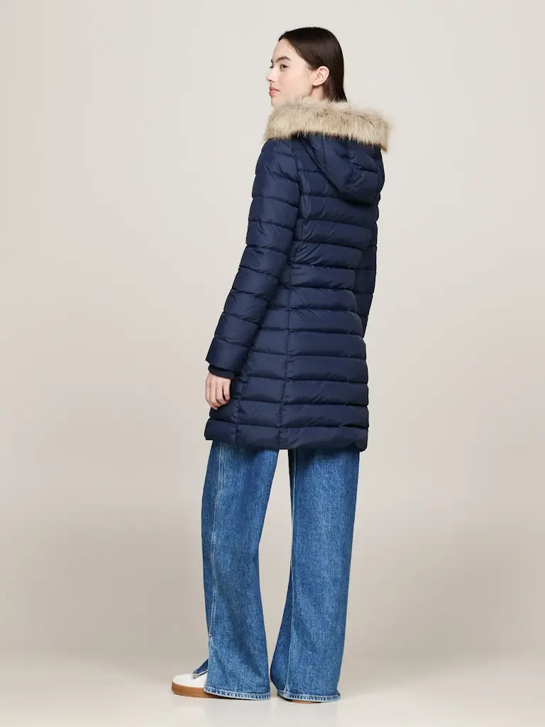 TJW ESSENTIAL HOODED DOWN COAT