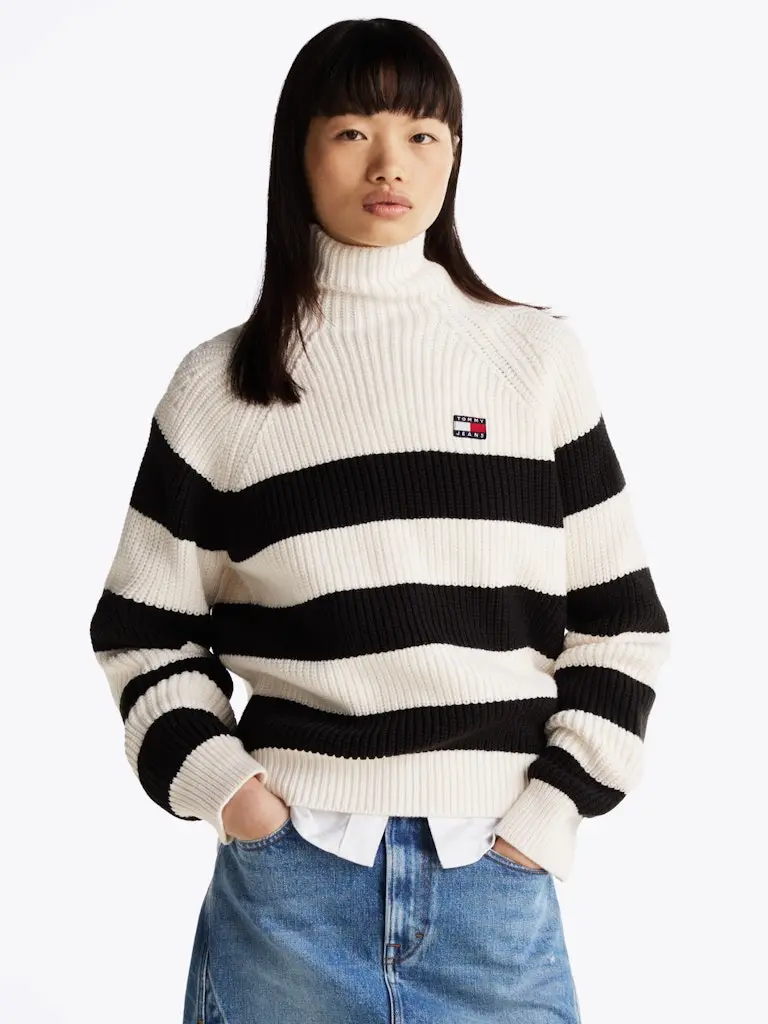 TJW STRIPE MOCKNCK BADGE SWEATER