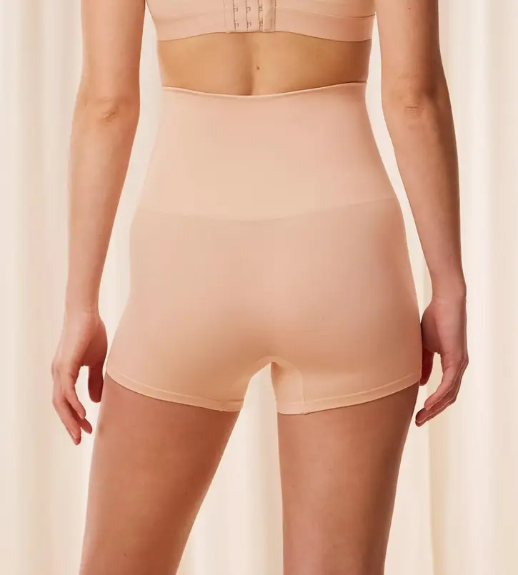 Triumph Soft Sculpt Bandeau Short