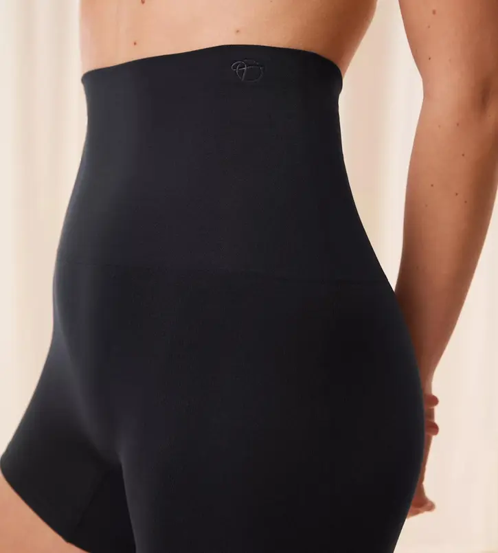 Triumph Soft Sculpt Bandeau Short