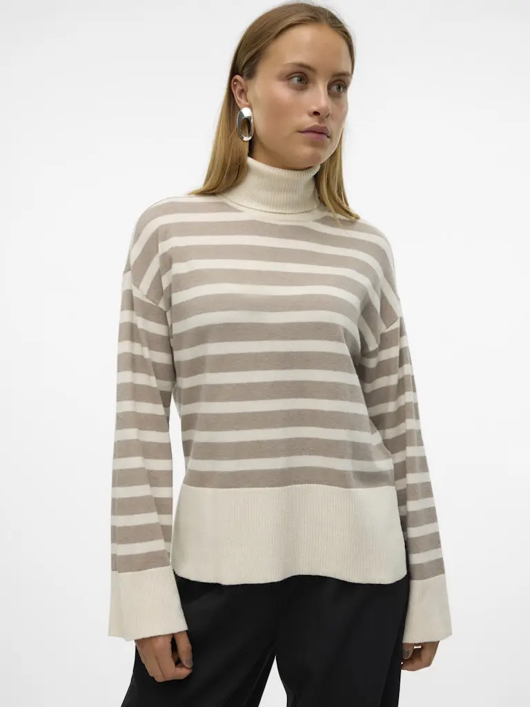 VMFANTASTIC LS ROLLNECK PULLOVER GA BOO