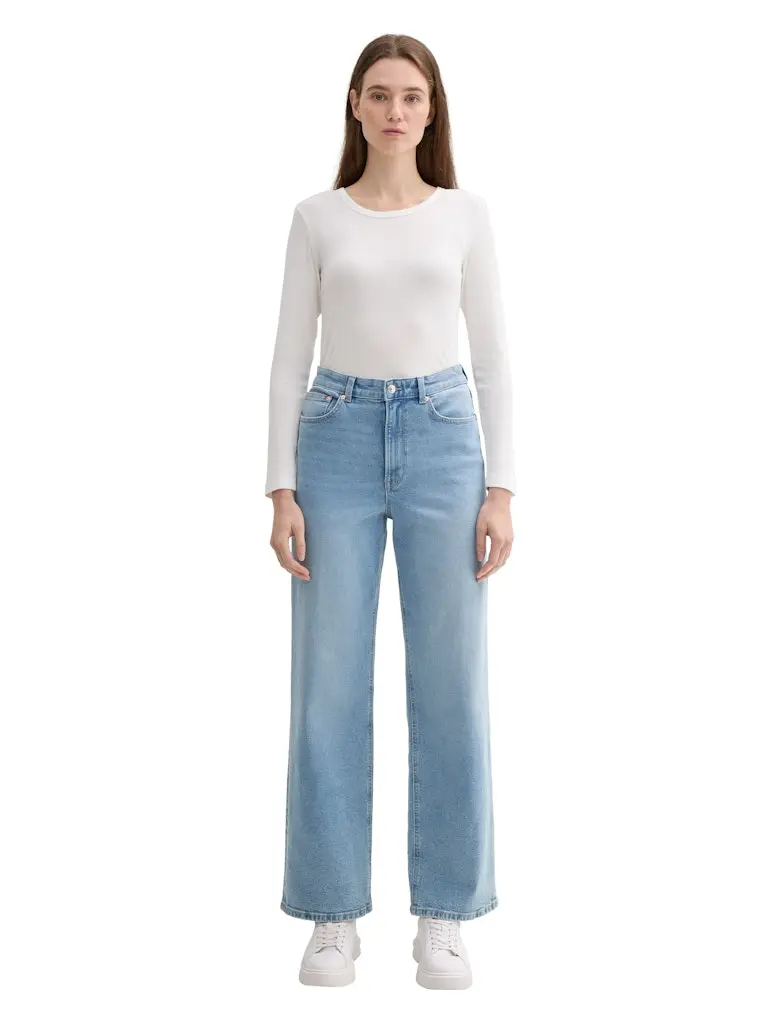 Wide Leg Jeans